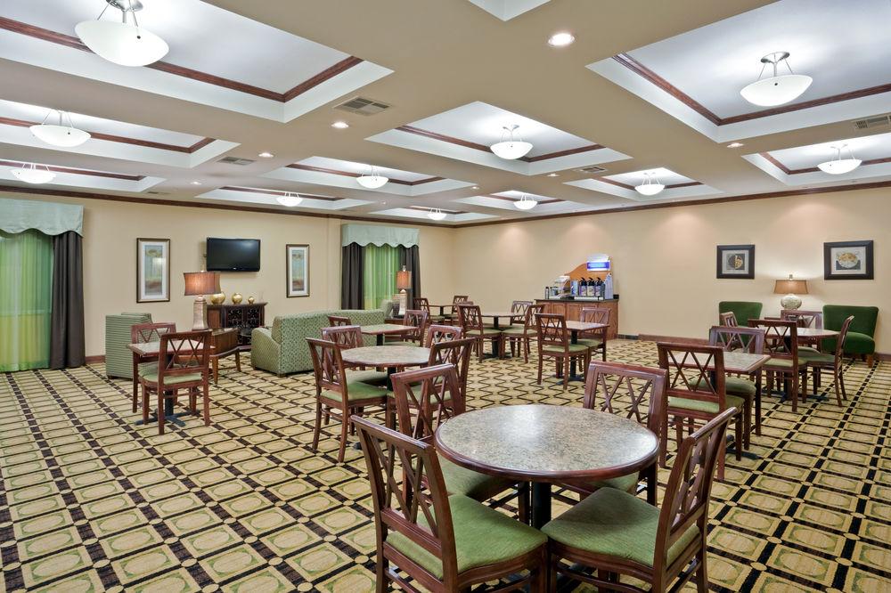Holiday Inn Express Hotel & Suites Dumas By Ihg Bagian luar foto