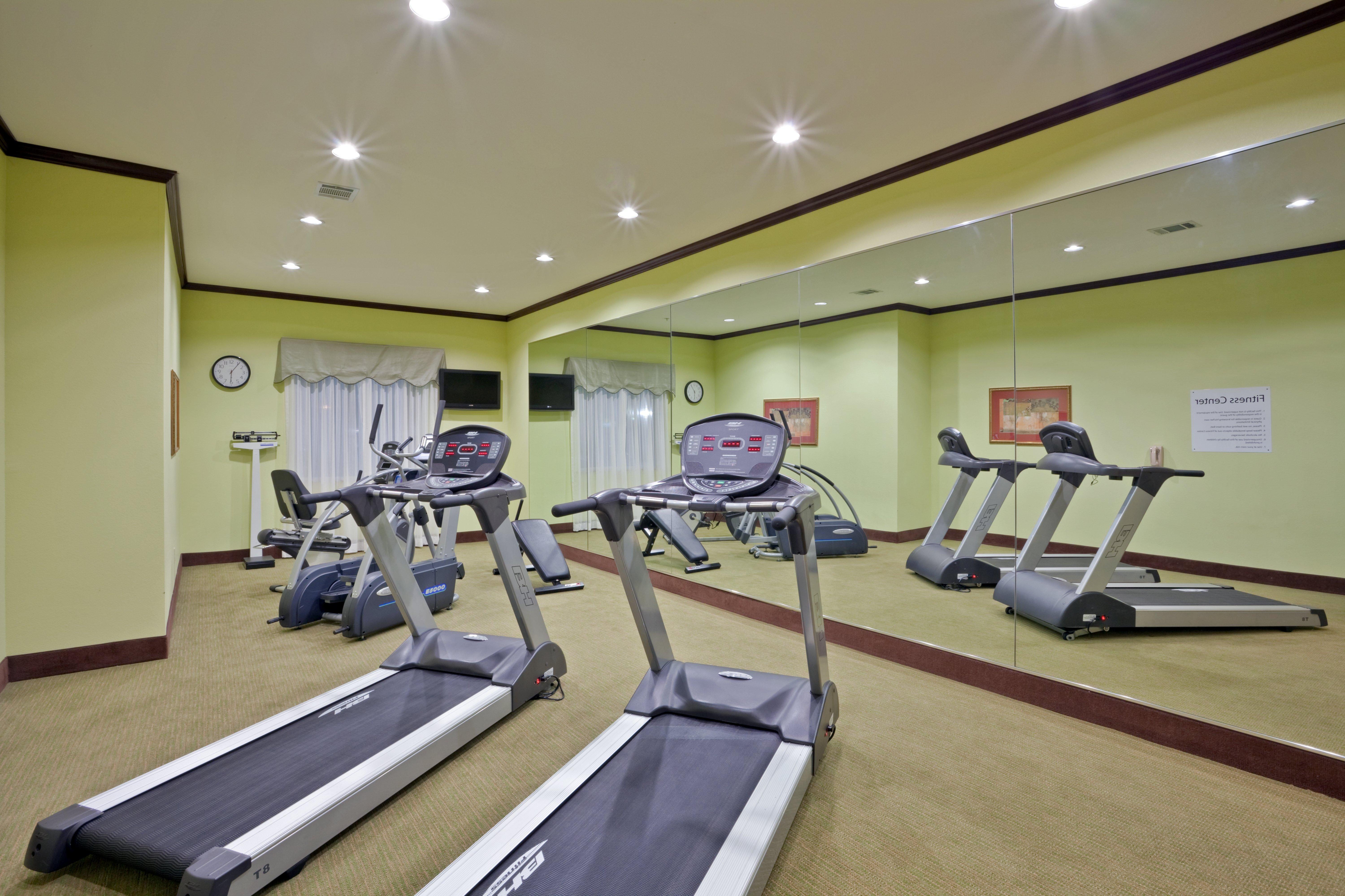 Holiday Inn Express Hotel & Suites Dumas By Ihg Bagian luar foto