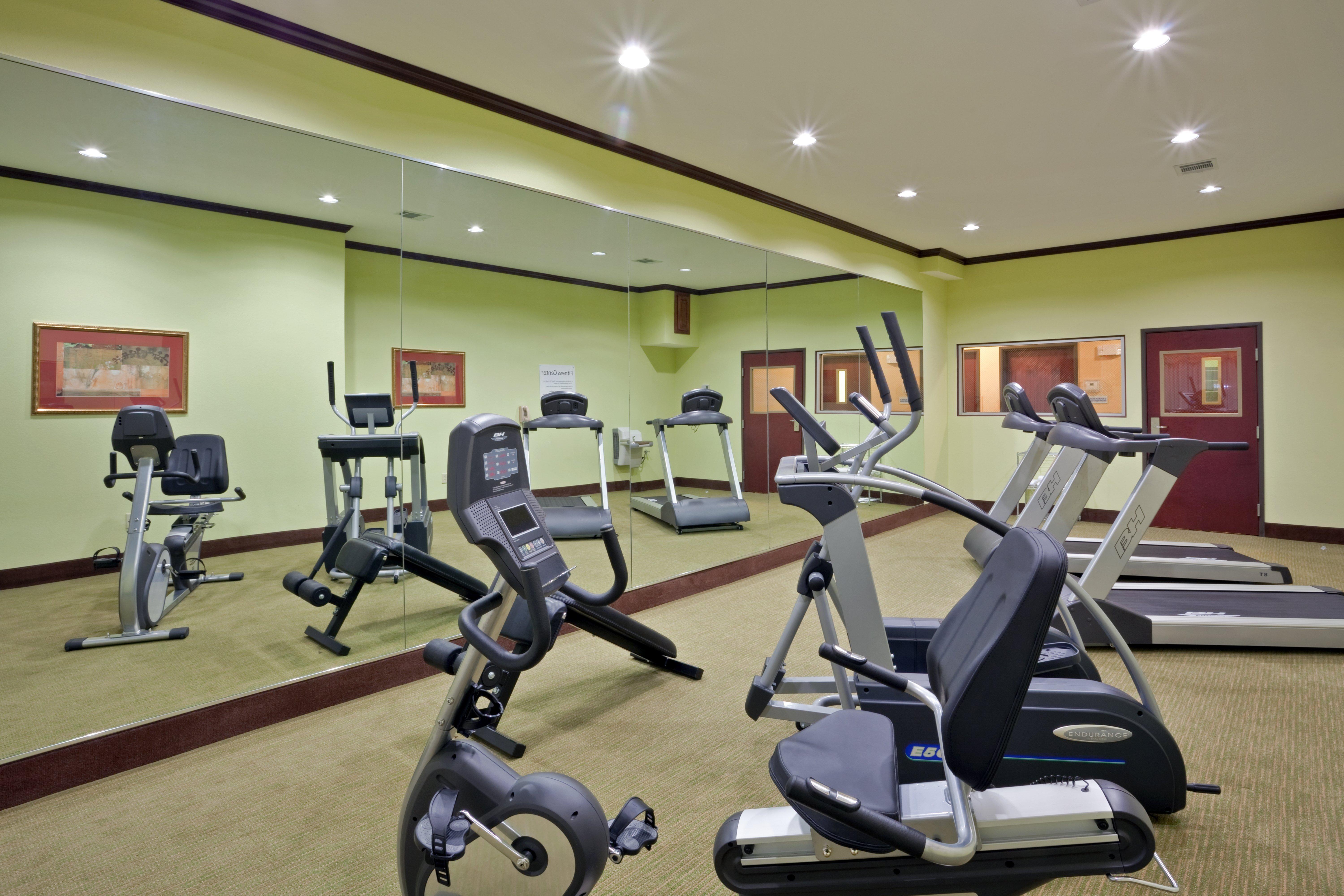 Holiday Inn Express Hotel & Suites Dumas By Ihg Bagian luar foto