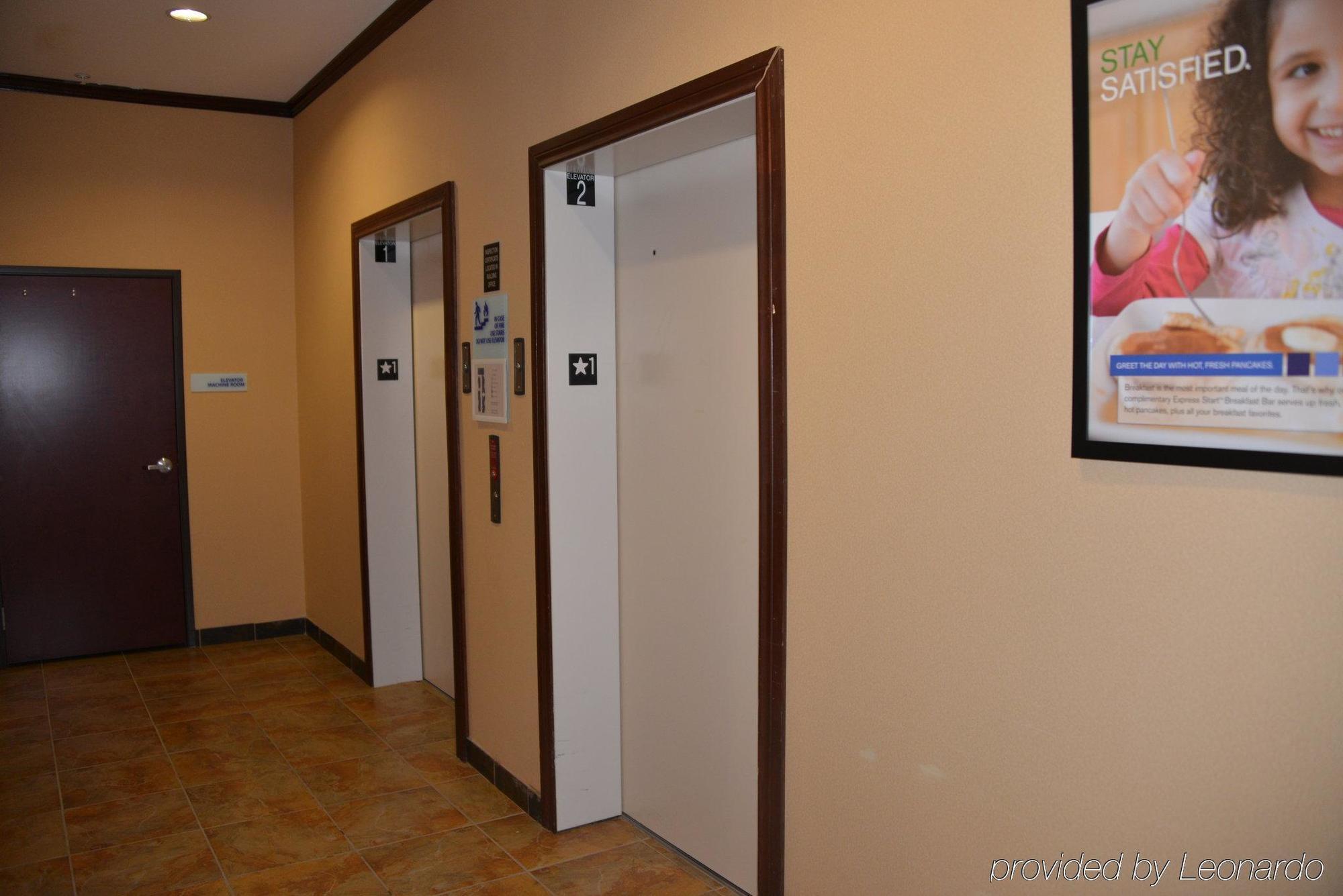 Holiday Inn Express Hotel & Suites Dumas By Ihg Bagian luar foto